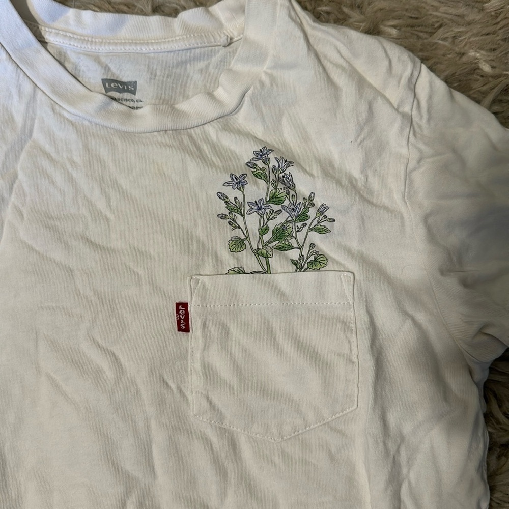 Levi’s Women’s Shirt